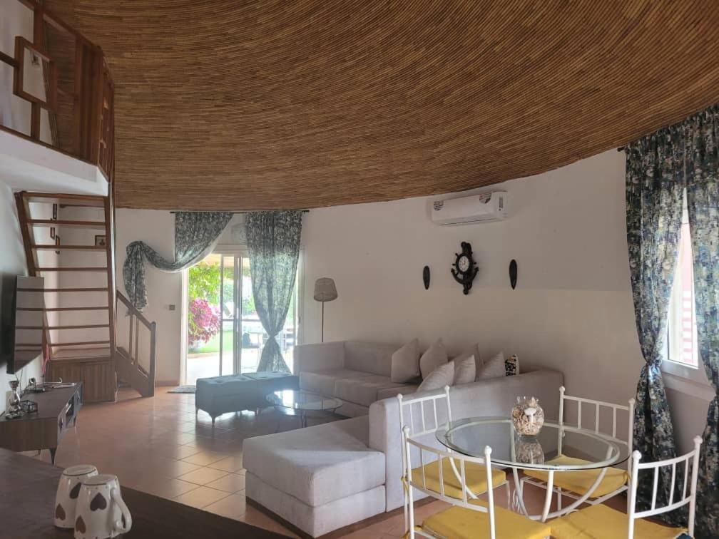 Villa Bord De Mer Avec Piscine Sali Tapé Εξωτερικό φωτογραφία